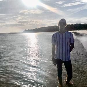 Meet your Posher, Brodie